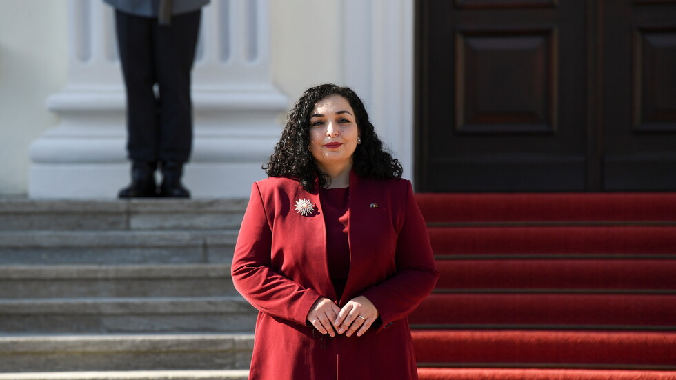 رئيسة كوسوفو توجّه بطرد دبلوماسيين روسيين