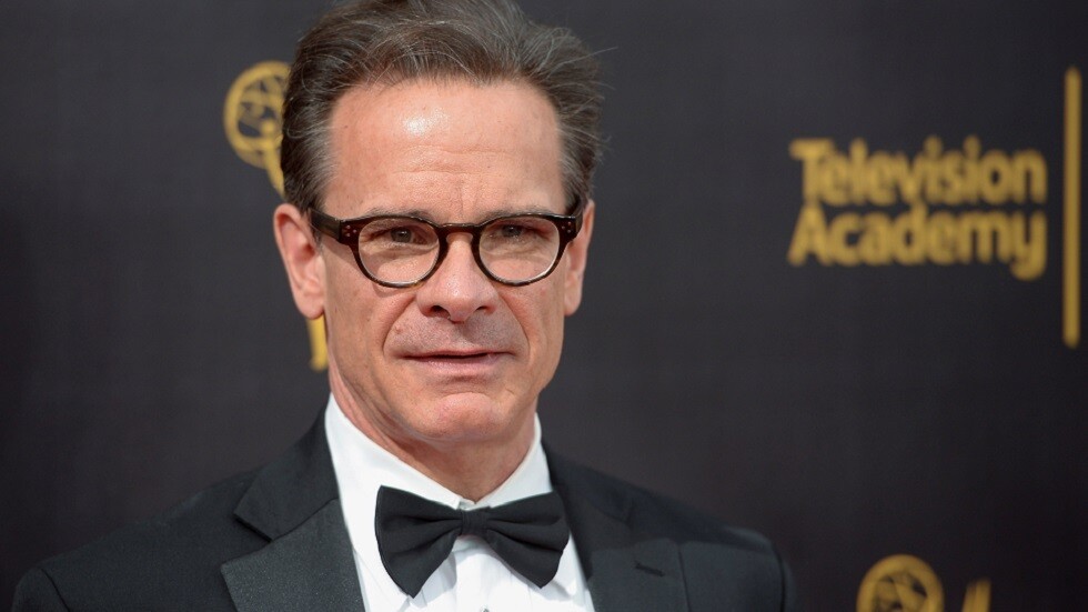 وفاة الممثل الأمريكي بيتر سكولاري عن 66 عاما