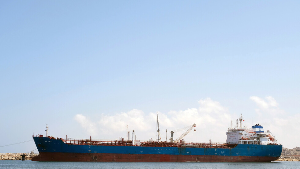 وزير الطاقة السوداني يؤكد وقف دخول سفن الوقود إلى مياه بلاده الإقليمية