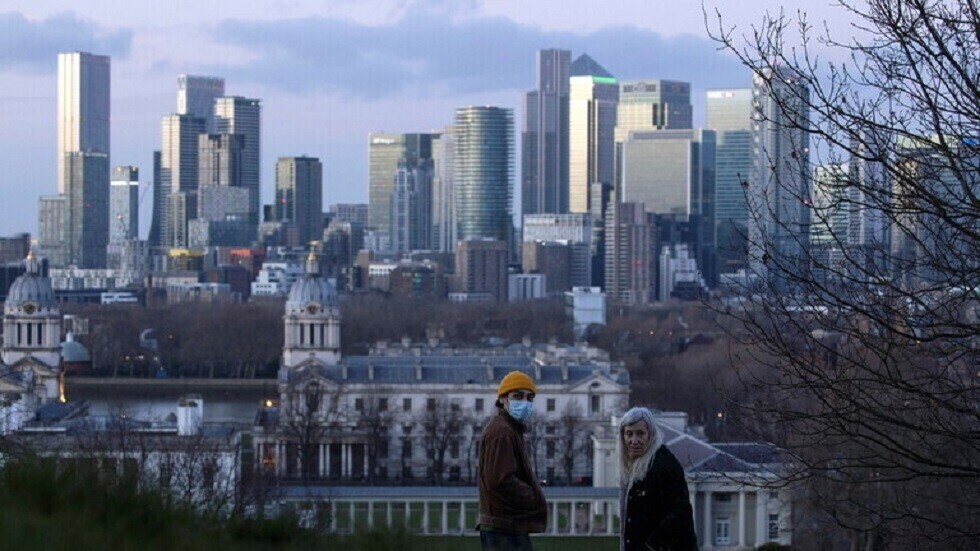 بريطانيا تسجل 72 وفاة و39962 جديدة بكورونا