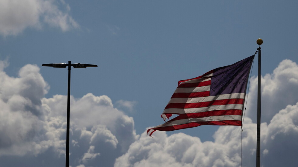 السفارة الأمريكية لدى الخرطوم تدعو "جميع الفاعلين الذين يعرقلون الانتقال في السودان إلى التنحي"