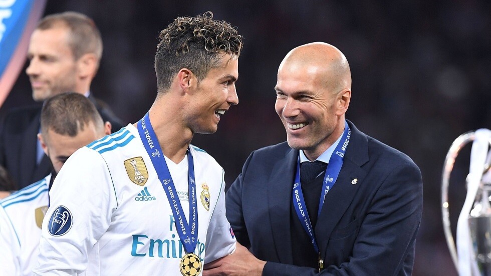 الكشف عن موقف زيدان النهائي من تدريب مانشستر يونايتد في ظل تزايد التكهنات بإقالة سولشاير