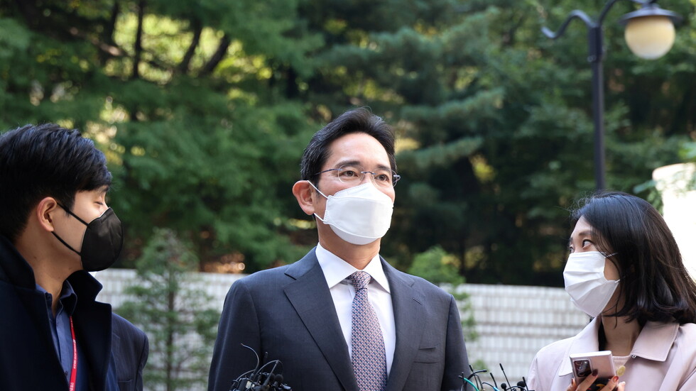 وريث إمبراطورية "سامسونغ" في ورطة جديدة.. وهذه المرة بسبب المسكنات