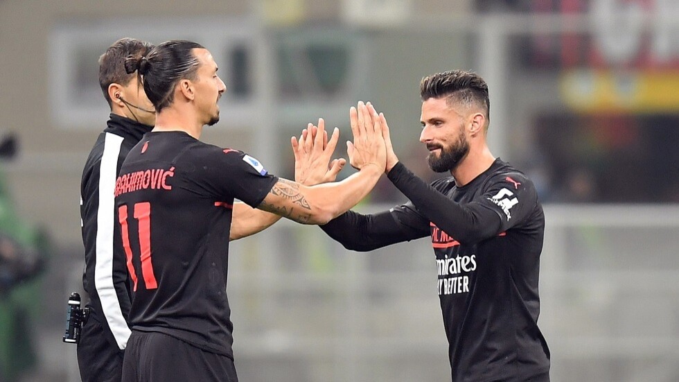 جيرو يقود ميلان لصدارة الدوري الإيطالي