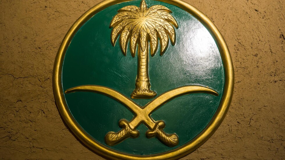 الخارجية السعودية تستدعي سفير لبنان احتجاجا على تصريحات قرداحي