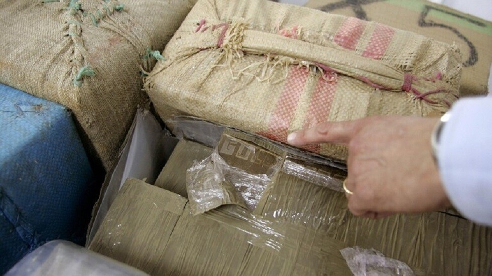 المغرب.. الشرطة تحجز طنا و900 كيلوغرام من مخدر