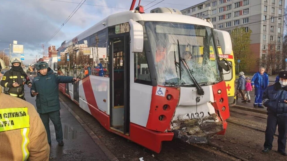إصابة 16 شخصا في حادث تصادم "ترامواي" في سان بطرسبورغ