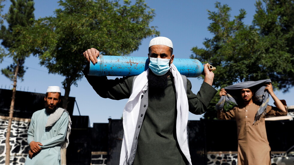 "طالبان" تؤكد رغبتها في الحصول على اللقاحات الروسية المضادة لفيروس كورونا