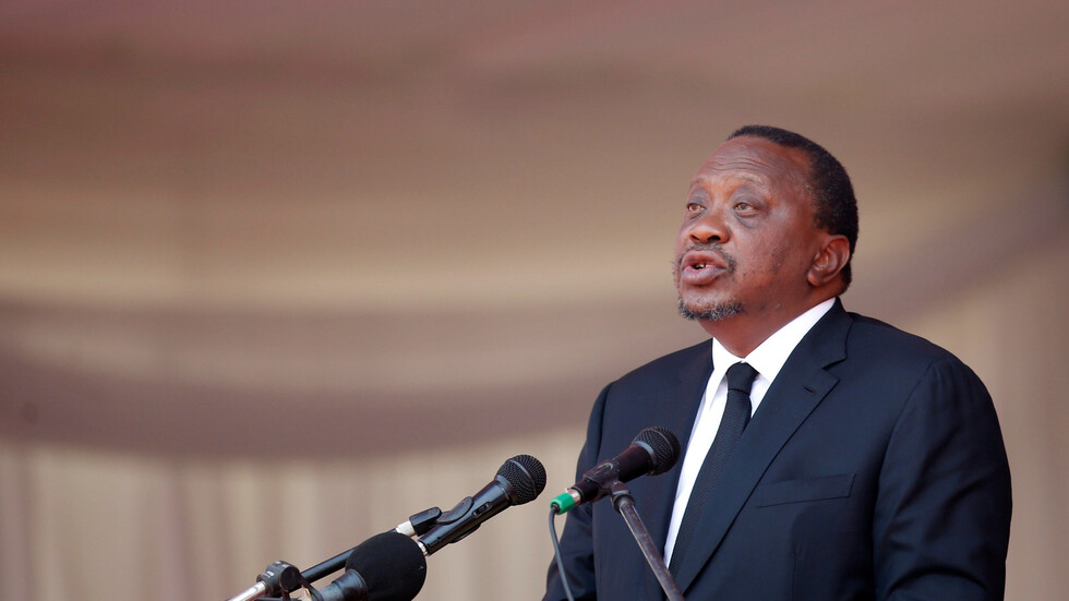 رئيس كينيا: إفريقيا في مفترق طرق