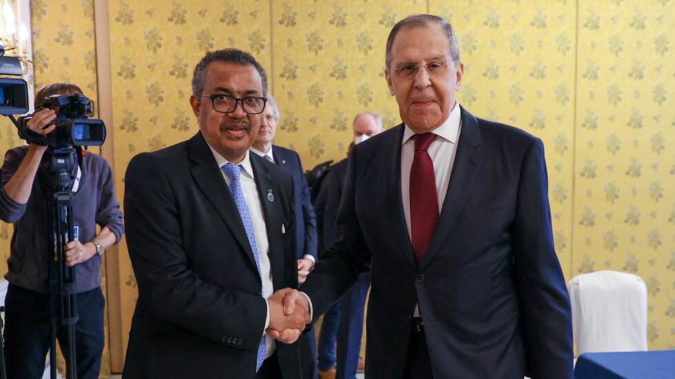 رئيس الصحة العالمية ووزير الخارجية الروسي يتفقان على ضرورة تعزيز هيكل الصحة العالمي