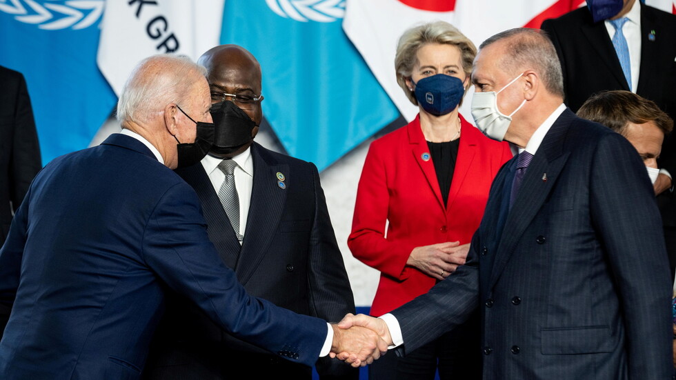 أردوغان: بايدن أبدى نهجا إيجابيا في قضية مقاتلات "F-16"