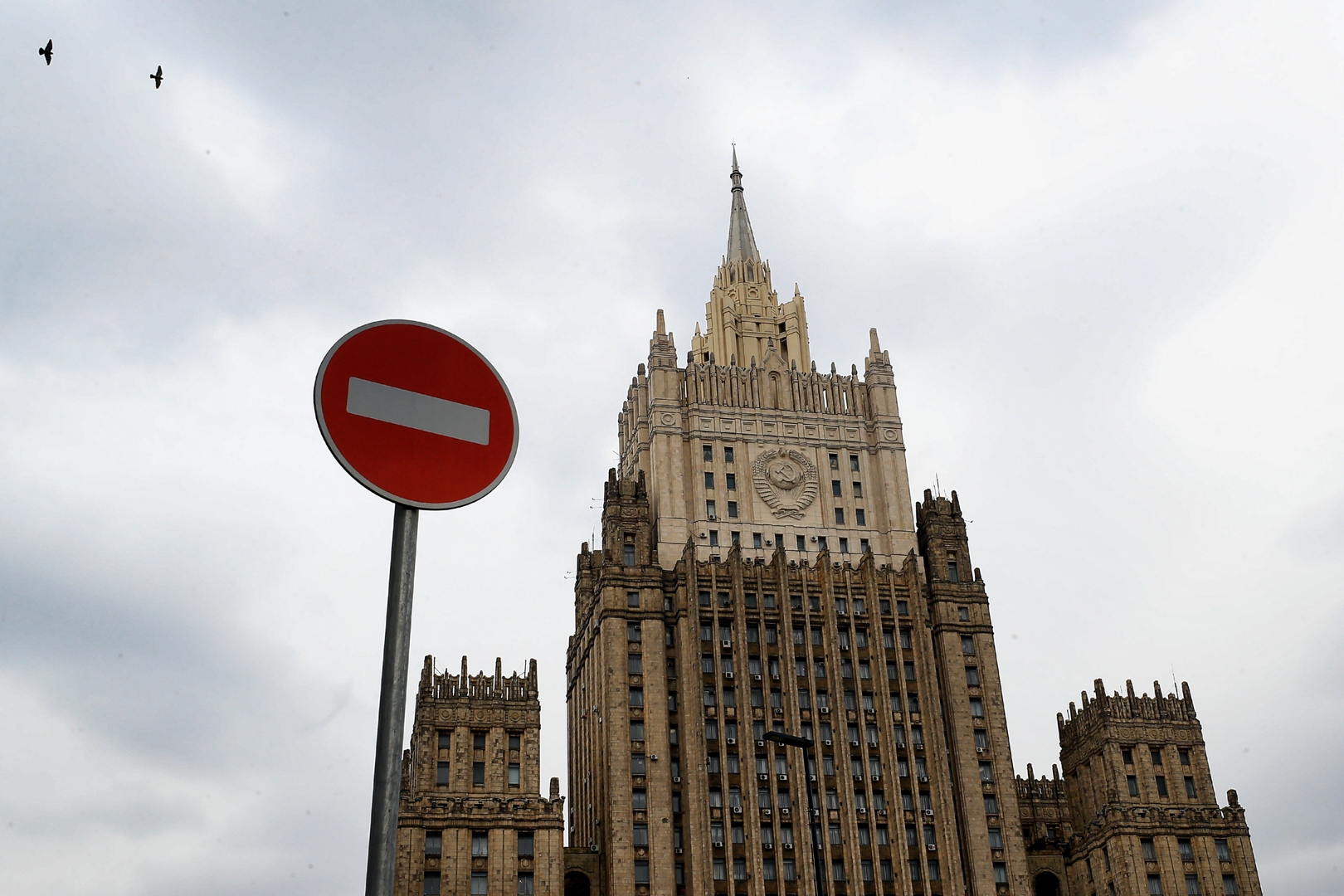 موسكو: خطوات هدامة من قبل واشنطن تعيق الحوار حول الأسلحة
