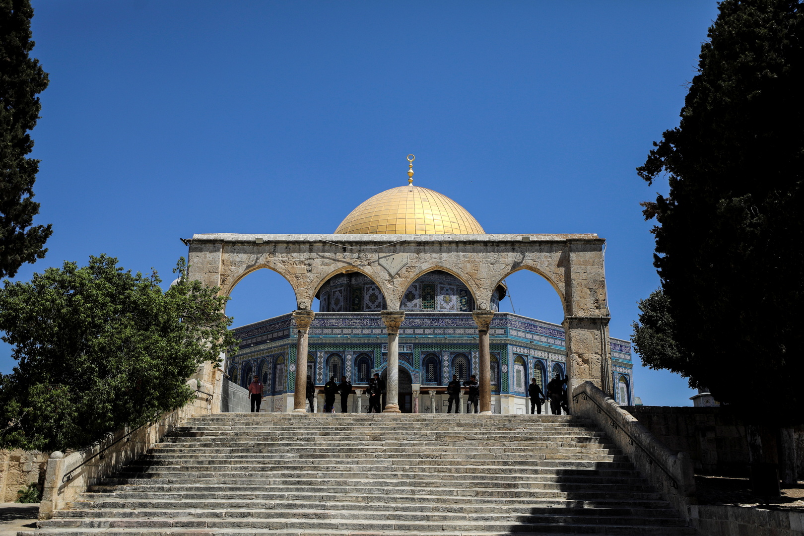 اقتحام منزل خطيب المسجد الأقصى بعد تصريحاته حول صلاة اليهود 