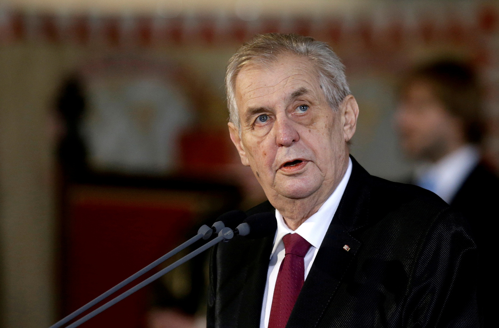 رئيس مجلس الشيوخ التشيكي: الرئيس عاجز عن أداء مهامه