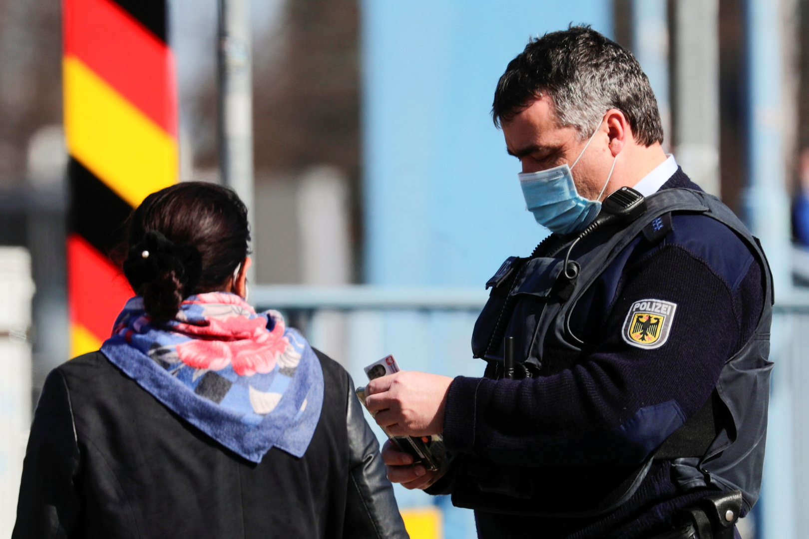 الشرطة الألمانية توقف نحو 400 مهاجر على الحدود مع بولندا