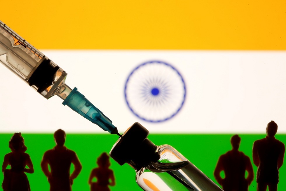 الهند تستأنف تصدير لقاحات كوفيد-19 مع زيادة المخزونات المحلية
