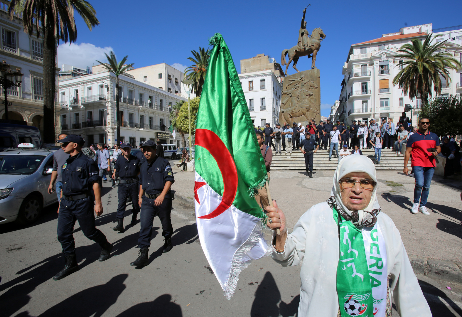 الجزائر تعلن تفاصيل خيوط مؤامرة إسرائيلية تستهدف استقرار البلاد