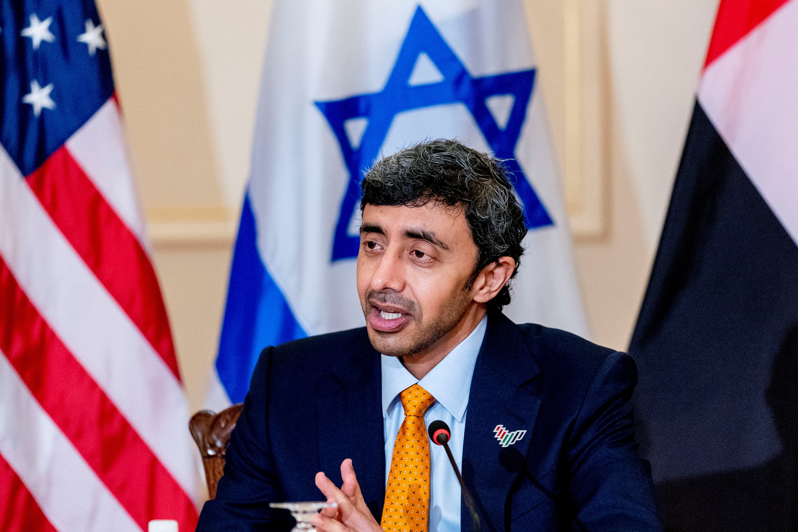 عبدالله بن زايد يلتقي أعضاء اللجنة اليهودية الأمريكية في واشنطن