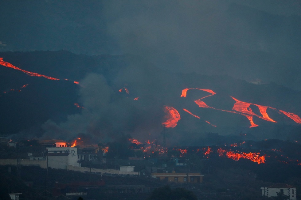 إسبانيا: لا نهاية وشيكة لثوران البركان بجزيرة لا بالما