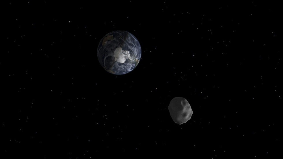 كويكب يمر بالقرب من الأرض على مسافة أقرب إلينا من مدار القمر