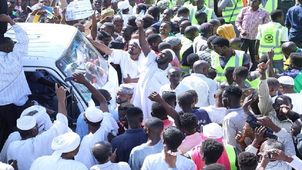 تجمع المهنيين السودانيين: الهجوم على المتظاهرين السلميين استفزاز يدفع إلى العنف