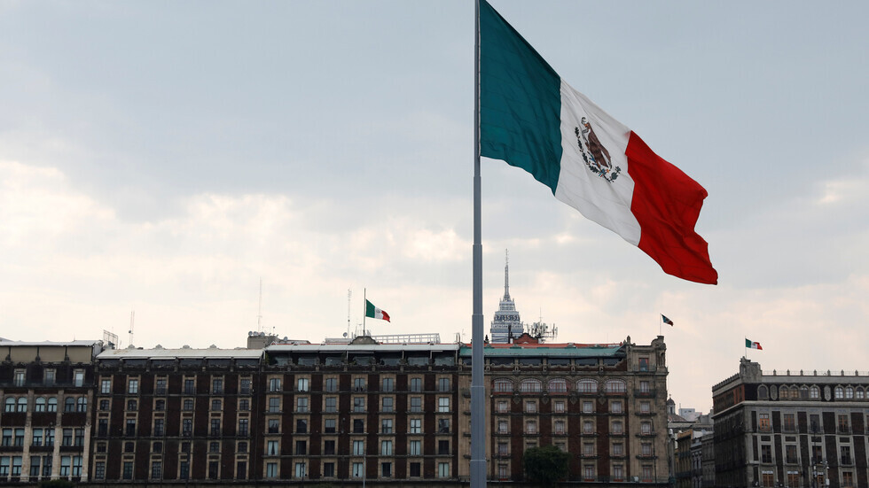 المكسيك تسجل 284 وفاة جديدة بكورونا