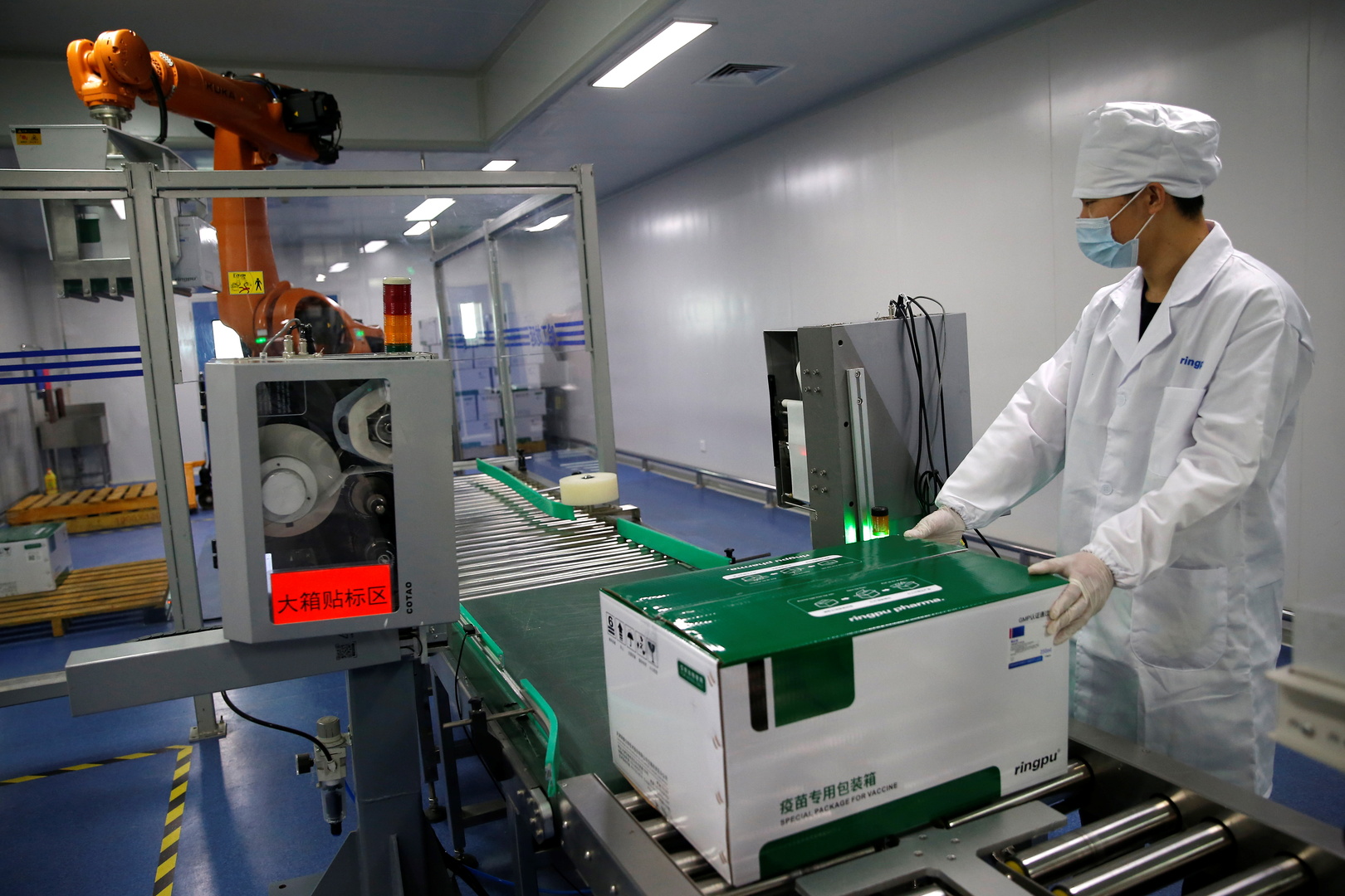 الصين تعلن تطعيم سكانها بأكثر من 2 مليار جرعة ضد فيروس كورونا