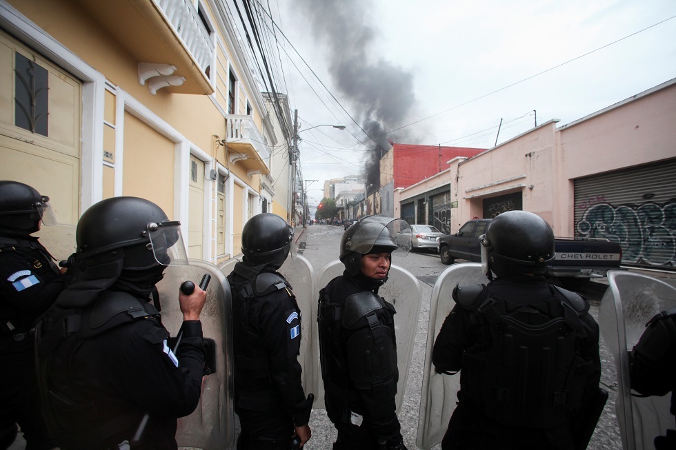 غواتيمالا تفرض حظرا للتجول في مقاطعة شهدت احتجاجات