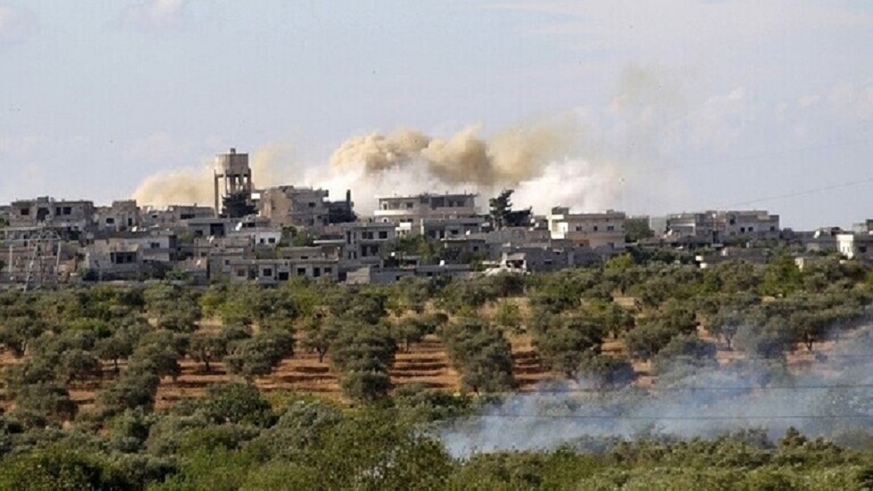 حميميم: إصابة جنديين سوريين بقصف للمسلحين بمحافظة إدلب