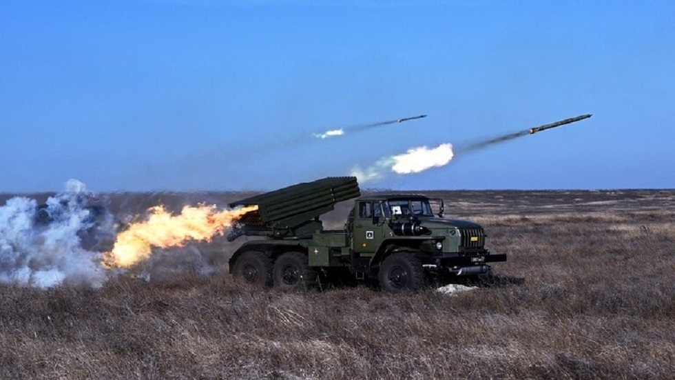 زاخاروفا: نحذر وزيرة الدفاع الألمانية من اختبار قدرات الجيش الروسي