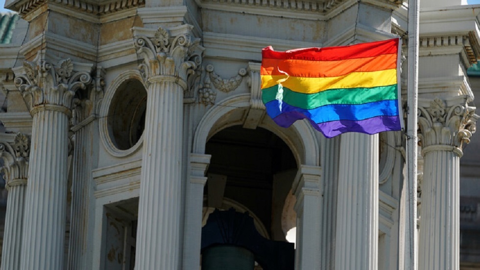 الولايات المتحدة تصدر أول جواز خاص للمثليين وثنائيي الجنس