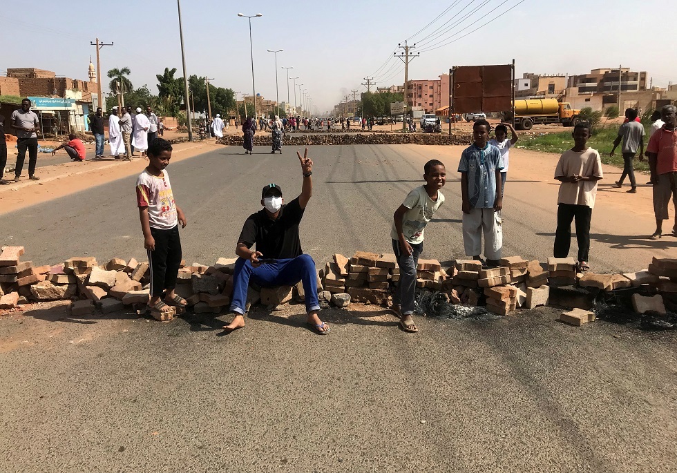السلطات السودانية تشدد الإجراءات الأمنية وواشنطن تحذر من استخدام العنف ضد المتظاهرين