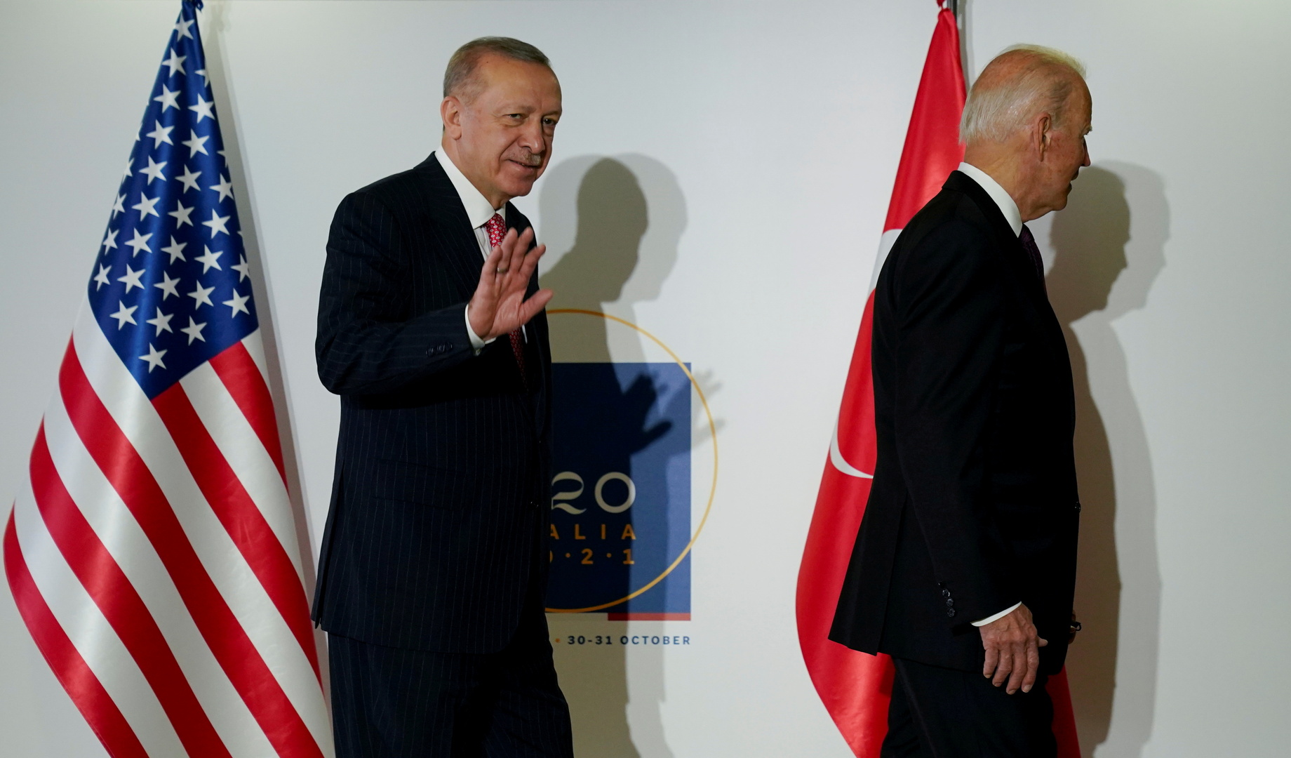 أردوغان يعلن بعد لقاء بايدن أن عملية الدعم الأمريكي للأكراد في سوريا لن تستمر بنحوها الحالي