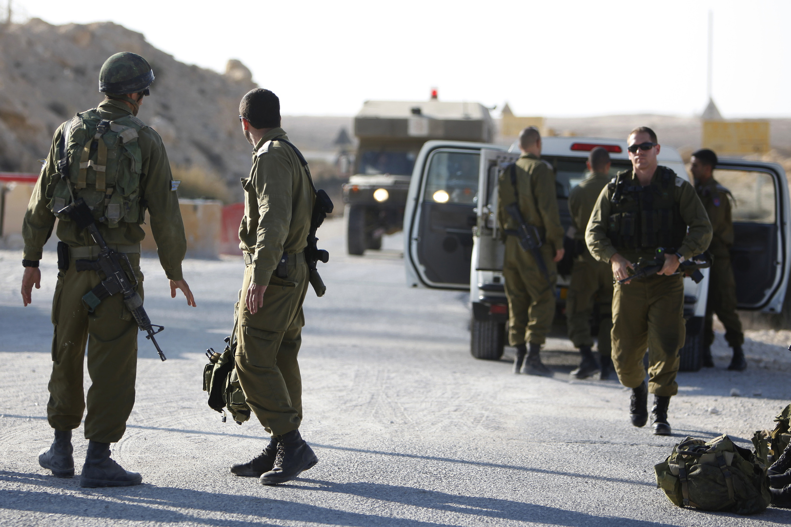 تبادل لإطلاق النار بين الجيش الإسرائيلي ومهربي مخدرات على الحدود المصرية (صور)