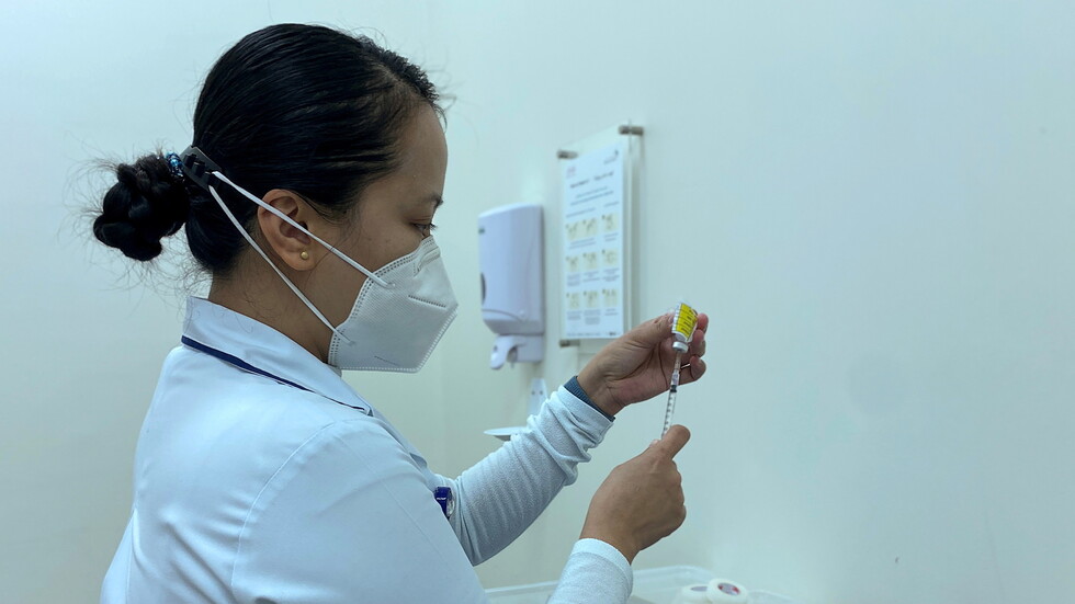 الإمارات تجيز استخدام لقاح 