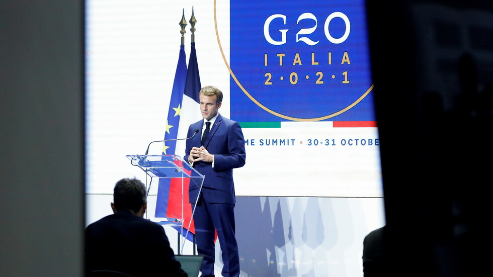 ماكرون يهدد بريطانيا بـ "إجراءات انتقامية"