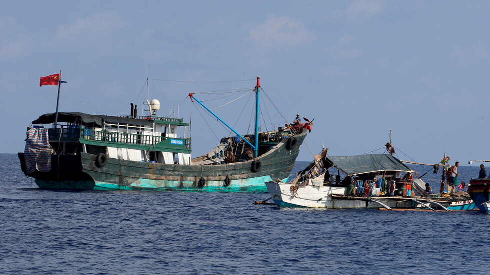 بريطانيا تدعو فرنسا إلى التراجع عن تهديداتها