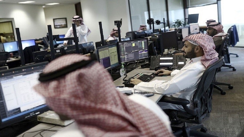 معظم أسواق الخليج تغلق على ارتفاع