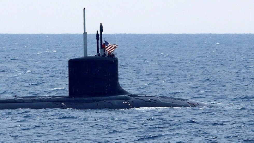 الولايات المتحدة.. إقالة قادة الغواصة النووية التي اصطدمت بجبل بحري