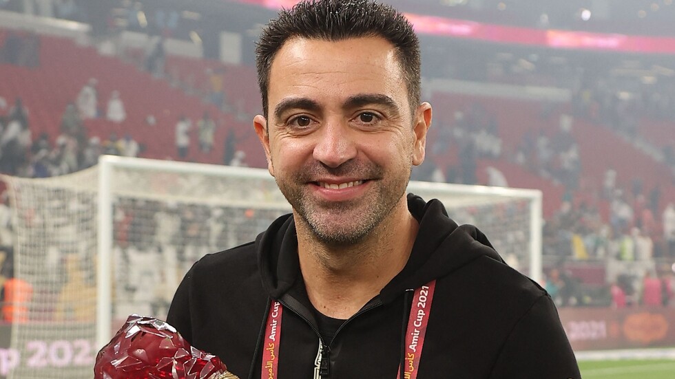 رسميا.. السد يوافق على رحيل مدربه تشافي إلى برشلونة