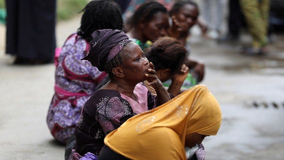 ارتفاع حصيلة قتلى انهيار مبنى في نيجيريا إلى 43 قتيلا