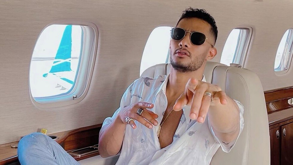 مصر.. إعلامي يهاجم محمد رمضان: "كفاية تصدير صورة عبده موتة والبلطجة" (فيديو)