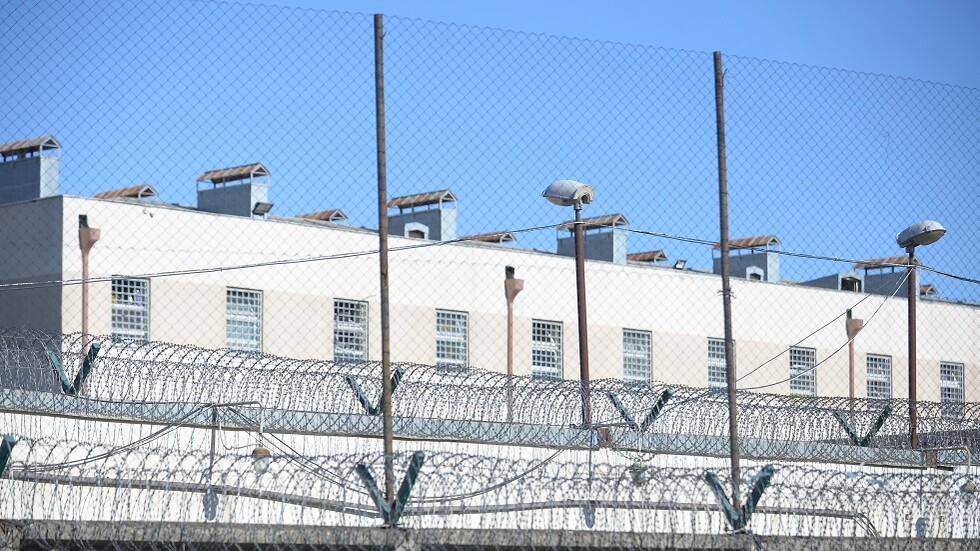 طريقة غريبة جدا لمعاقبة سجناء في سجن أمريكي