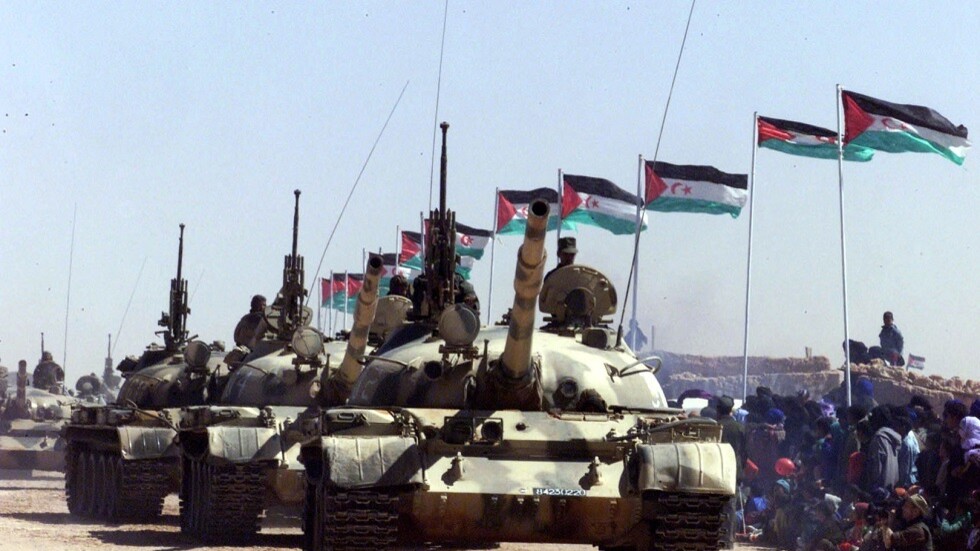صحيفة إسبانية: الجزائر سلمت أسلحة لجبهة البوليساريو