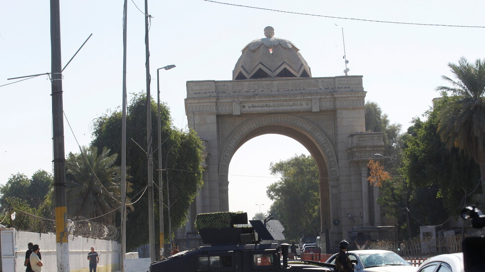 صور متداولة للطائرات المسيرة التي استهدفت منزل رئيس الحكومة العراقية