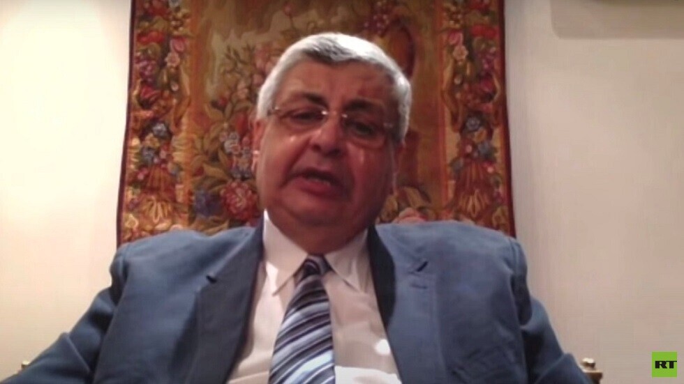 مستشار الرئيس المصري يتحدث عن متحور كورونا "هيهي" الجديد (فيديو)