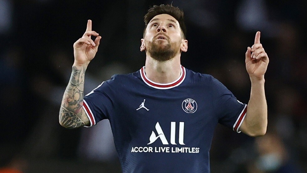 شاهد.. فيديو نادر لميسي