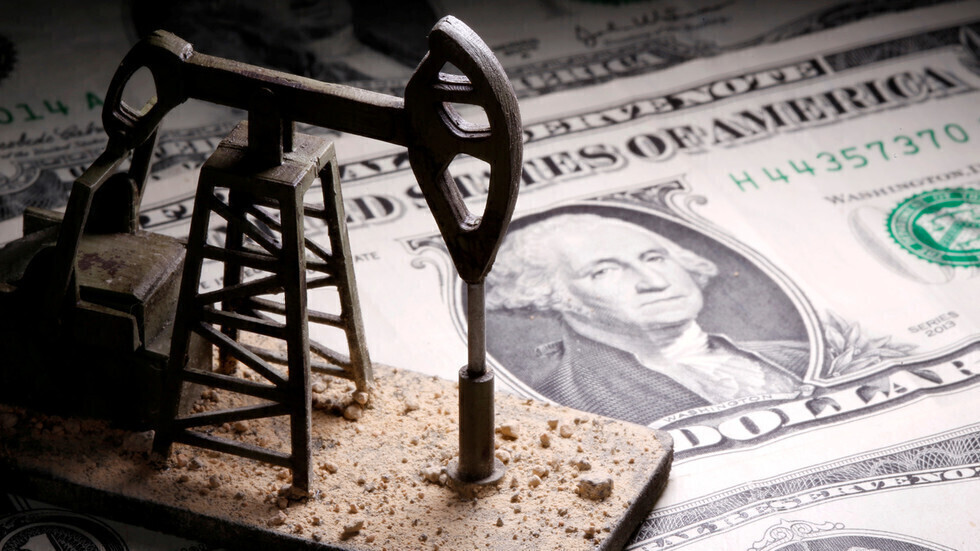 ارتفاع النفط بدعم من مؤشرات إيجابية على نمو الاقتصاد العالمي