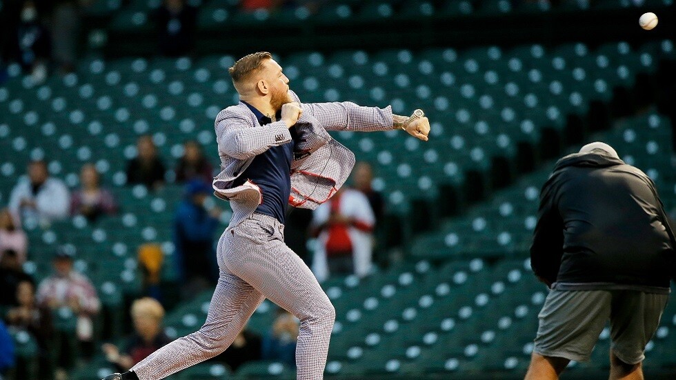 مقاتل أمريكي يتحدى ماكغريغور بـ