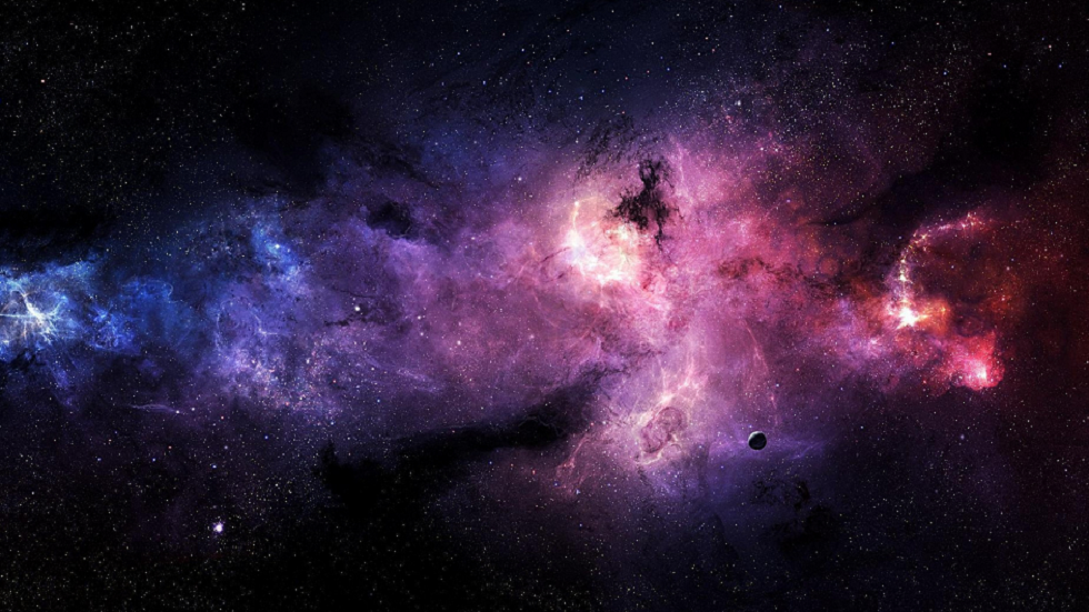 هل يمكنك كشفها؟ .. ناسا تكشف عن صور فضائية مزيفة مع واحدة فقط تظهر ظاهرة كونية حقيقية!